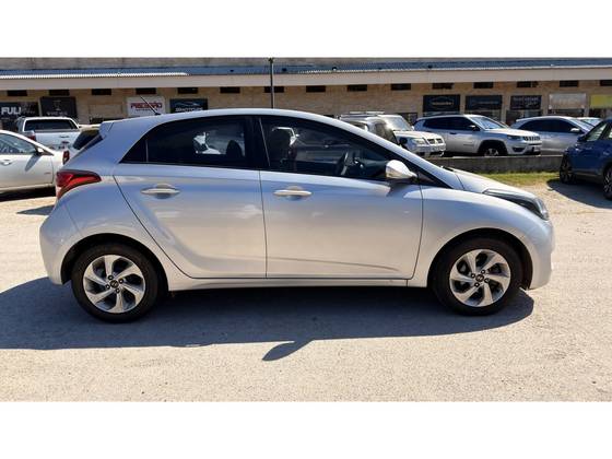HYUNDAI HB20 1.6 COMFORT STYLE 16V FLEX 4P AUTOMÁTICO